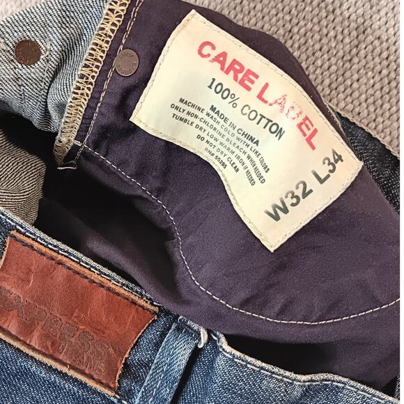 Express Jeans Rocco Mens 33X34 Dark Wash Slim Boot Cut Distressed Street - Picture 9 of 16